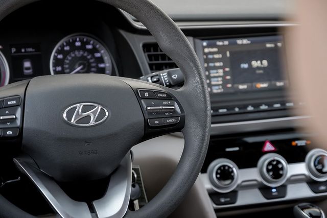 2019 Hyundai ELANTRA SEL Apple Car/Android Lane Departure Blind Spot XM