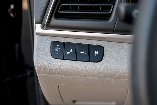 2019 Hyundai ELANTRA SEL Apple Car/Android Lane Departure Blind Spot XM