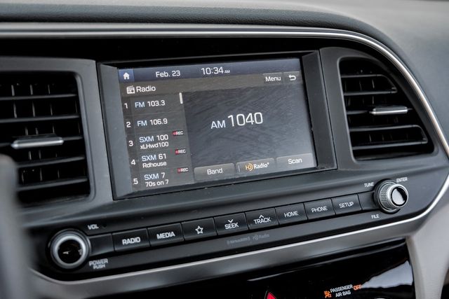 2019 Hyundai ELANTRA SEL Apple Car/Android Lane Departure Blind Spot XM 2019 Hyundai ELANTRA SEL Apple Car/Android Lane Departure Blind Spot XM