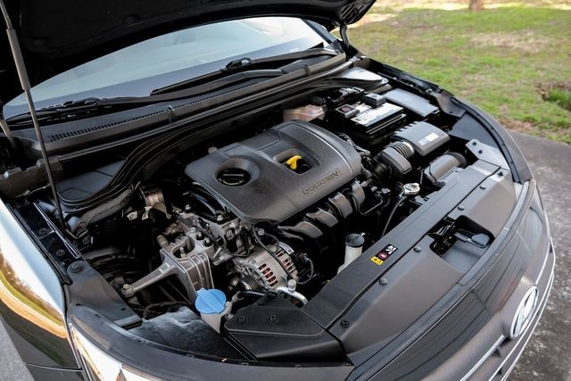 2019 Hyundai ELANTRA SEL Apple Car/Android Lane Departure Blind Spot XM 2019 Hyundai ELANTRA SEL Apple Car/Android Lane Departure Blind Spot XM