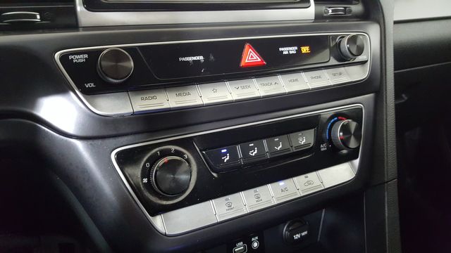 2019 Hyundai Sonata SE | Carrollton, TX | Legend Motorcars of Carrollton