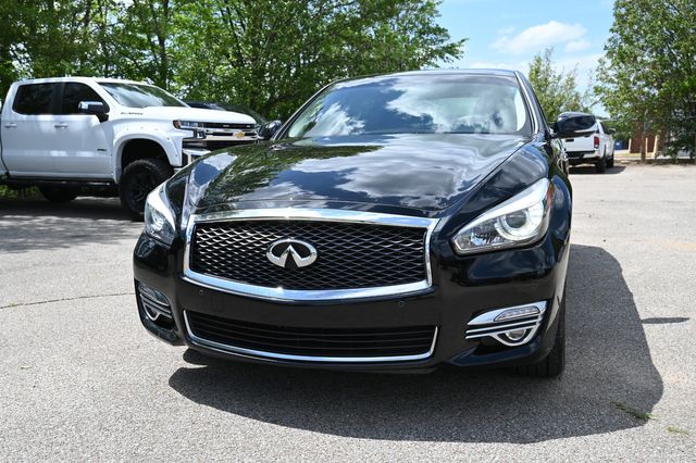 2019 INFINITI Q70 3.7 Luxe