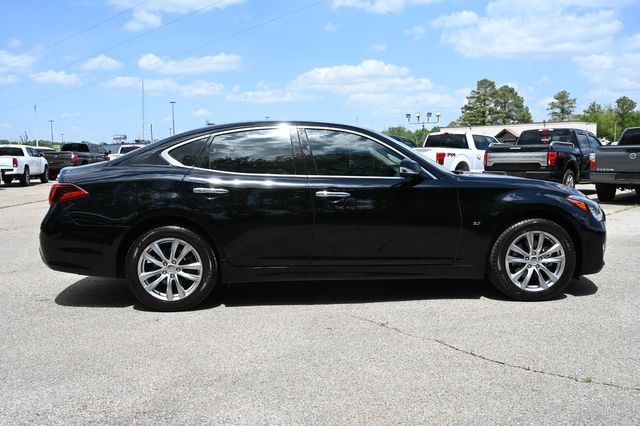 2019 INFINITI Q70 3.7 Luxe