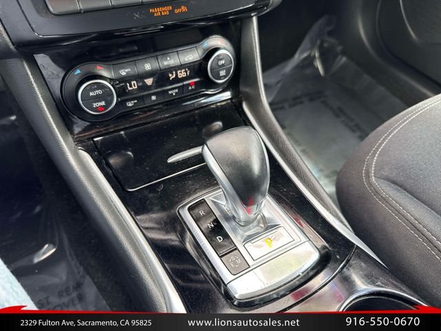 2019 INFINITI QX30 Luxe