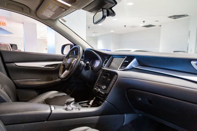 2019 INFINITI QX50 LUXE