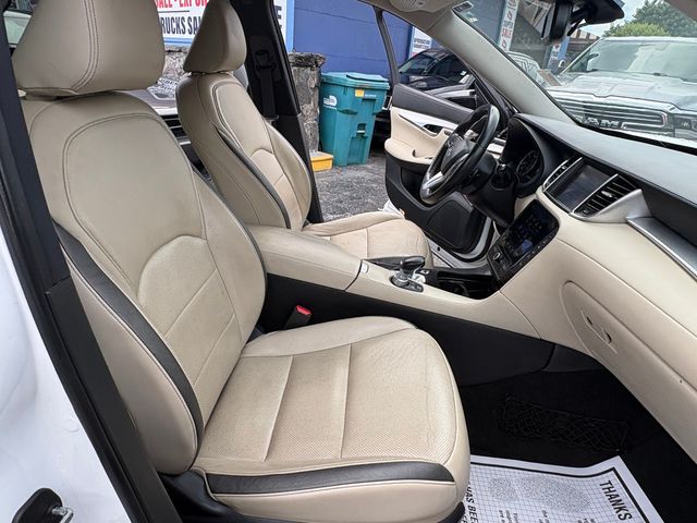 2019 INFINITI QX50 Essential