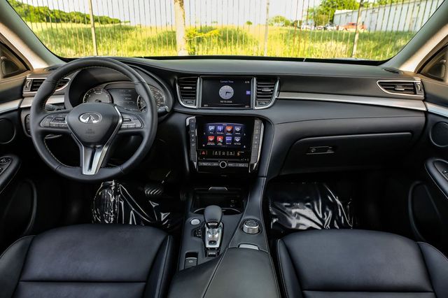 2019 Infiniti QX50 LUXE 2019 Infiniti QX50 LUXE