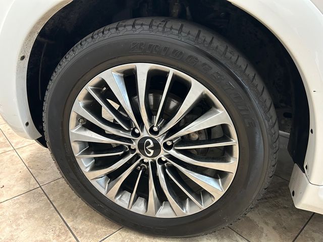 2019 INFINITI QX80 LUXE