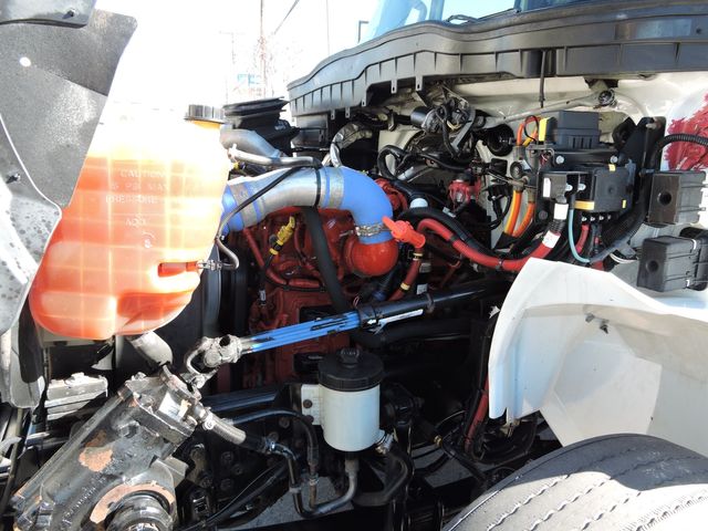 2019 International 4300  Non-CDL Box Truck 