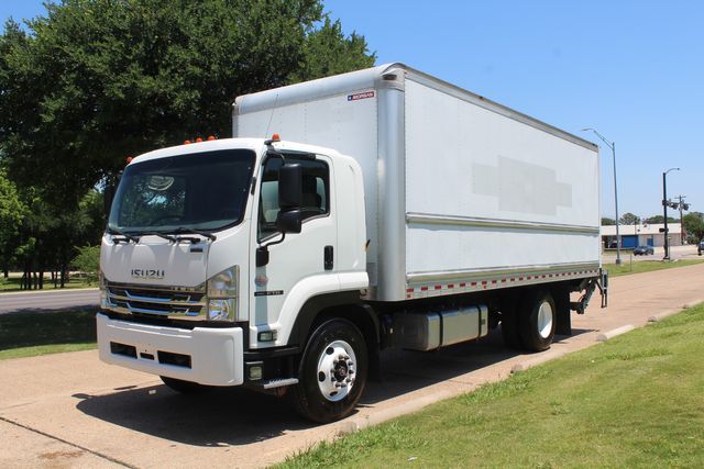 2019 Isuzu FTR 24' Box Truck W/ Liftgate | Irving, Texas | Lonestar Automart Inc.
