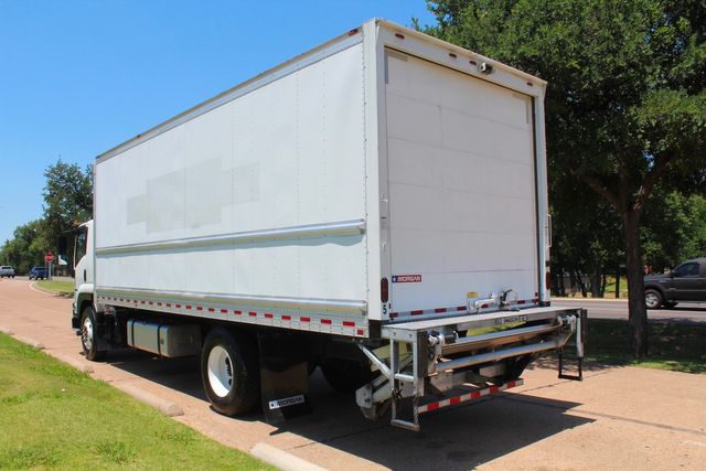 2019 ISUZU FTR  24' Box Truck W/ Liftgate