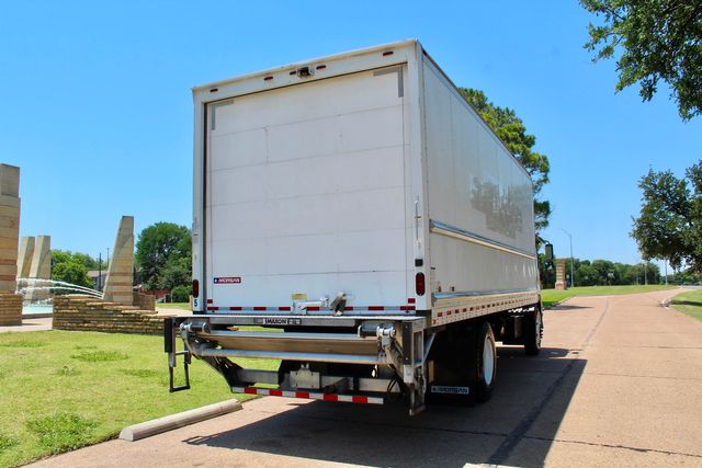 2019 ISUZU FTR  24' Box Truck W/ Liftgate