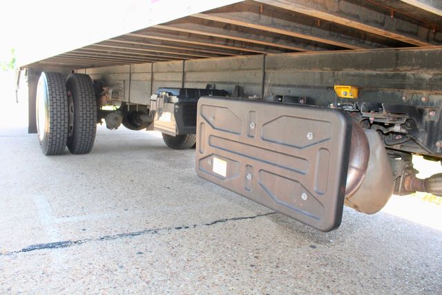 2019 ISUZU FTR  24' Box Truck W/ Liftgate