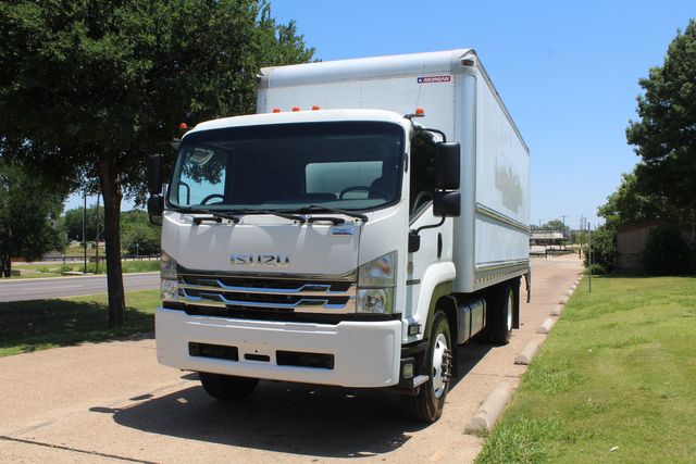 2019 ISUZU FTR  24' Box Truck W/ Liftgate