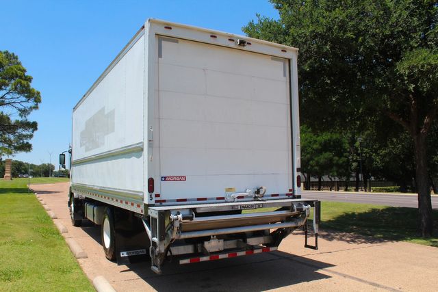 2019 ISUZU FTR  24' Box Truck W/ Liftgate