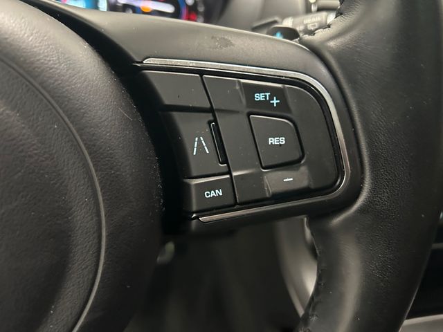 2019 Jaguar F-PACE 25t Premium