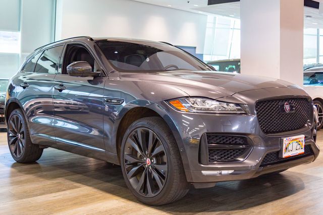 2019 Jaguar F-PACE 30t R-Sport
