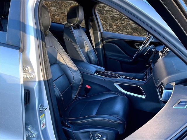 2019 Jaguar F-PACE S