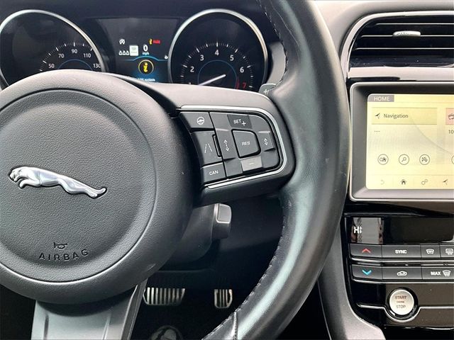 2019 Jaguar F-PACE 25t Premium