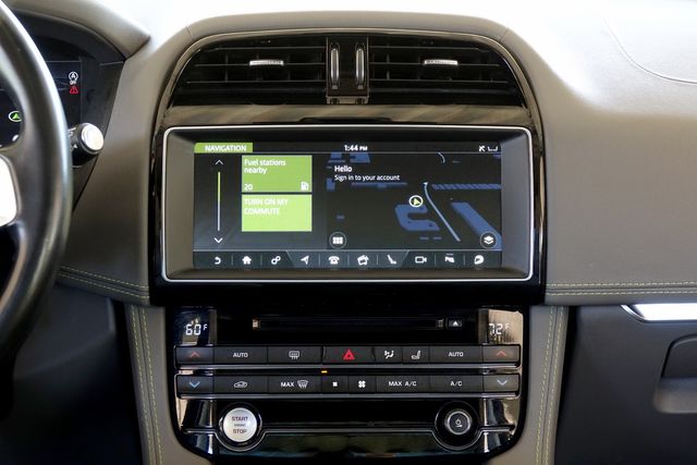 2019 Jaguar F-PACE 30t R-Sport