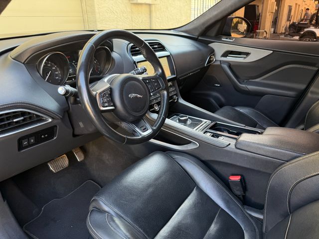 2019 Jaguar F-PACE S