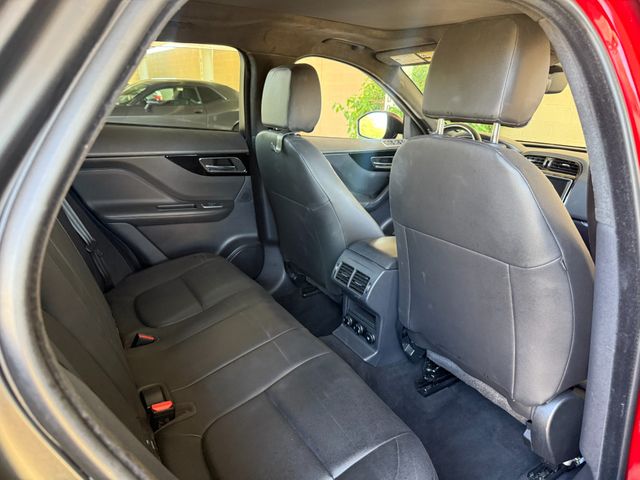 2019 Jaguar F-PACE 25t Premium