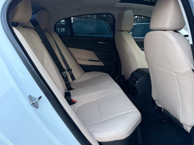 2019 Jaguar XE 20d Premium