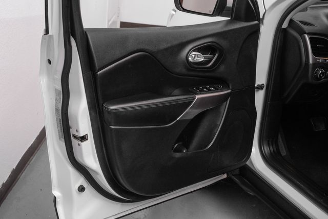 2019 Jeep Cherokee Latitude Plus | Addison, TX | Addison Autoplex 2019 Jeep Cherokee Latitude Plus | Addison, TX | Addison Autoplex