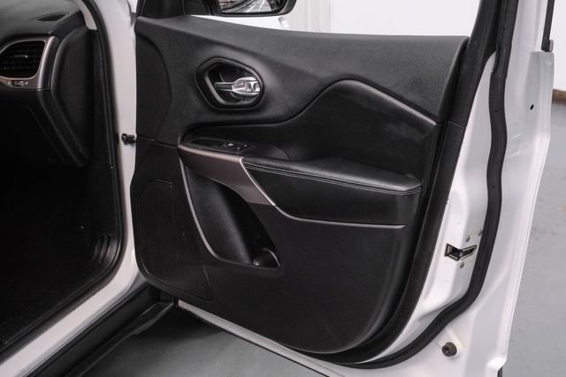 2019 Jeep Cherokee Latitude Plus | Addison, TX | Addison Autoplex 2019 Jeep Cherokee Latitude Plus | Addison, TX | Addison Autoplex