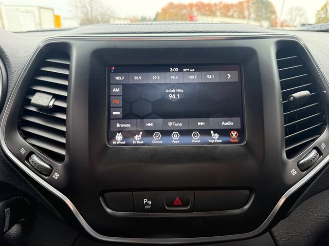 2019 Jeep CHEROKEE LATITUDE 4x4 We Finance | Canton, Ohio | Ohio Auto Warehouse LLC 2019 Jeep CHEROKEE LATITUDE 4x4 We Finance | Canton, Ohio | Ohio Auto Warehouse LLC