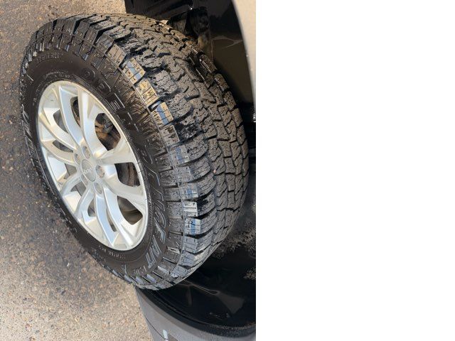 2019 Jeep Cherokee Latitude | Dickinson, ND | Heiser Motors
