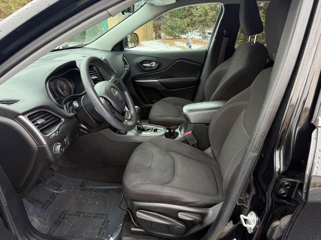 2019 Jeep Cherokee Latitude