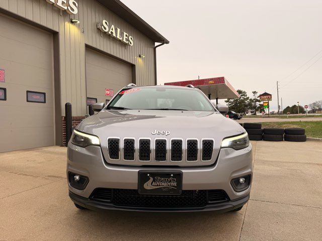 2019 Jeep Cherokee Latitude | Gifford, IL | Trav's Automotive 2019 Jeep Cherokee Latitude | Gifford, IL | Trav's Automotive