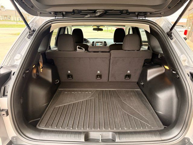 2019 Jeep Cherokee Latitude | Gifford, IL | Trav's Automotive 2019 Jeep Cherokee Latitude | Gifford, IL | Trav's Automotive