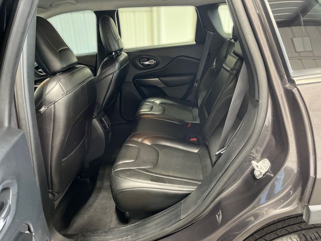 2019 Jeep Cherokee Latitude Plus | Houston, TX | Texas Star Motors 2019 Jeep Cherokee Latitude Plus | Houston, TX | Texas Star Motors