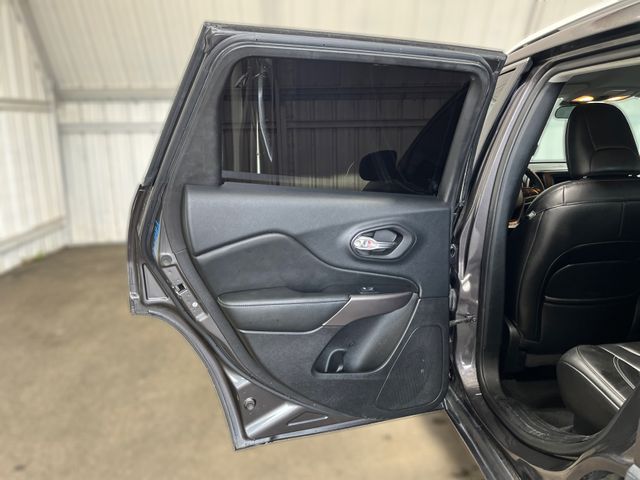 2019 Jeep Cherokee Latitude Plus | Houston, TX | Texas Star Motors 2019 Jeep Cherokee Latitude Plus | Houston, TX | Texas Star Motors