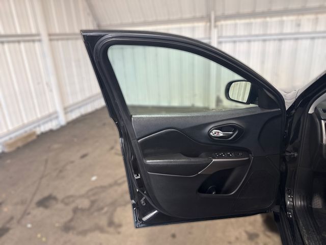 2019 Jeep Cherokee Latitude | Houston, TX | Texas Star Motors 2019 Jeep Cherokee Latitude | Houston, TX | Texas Star Motors