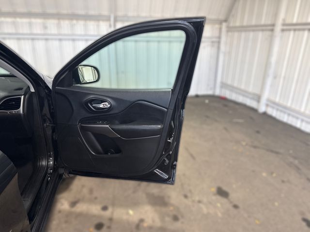 2019 Jeep Cherokee Latitude | Houston, TX | Texas Star Motors 2019 Jeep Cherokee Latitude | Houston, TX | Texas Star Motors