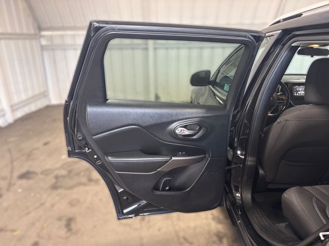 2019 Jeep Cherokee Latitude | Houston, TX | Texas Star Motors 2019 Jeep Cherokee Latitude | Houston, TX | Texas Star Motors