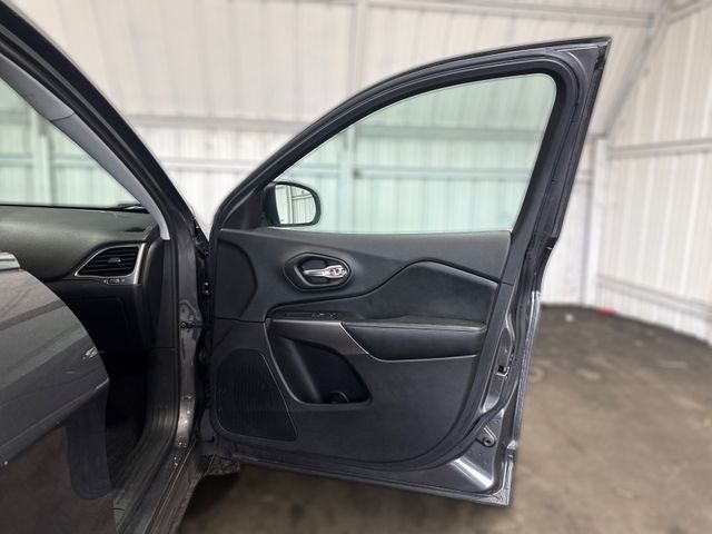 2019 Jeep Cherokee Latitude Plus 2019 Jeep Cherokee Latitude Plus