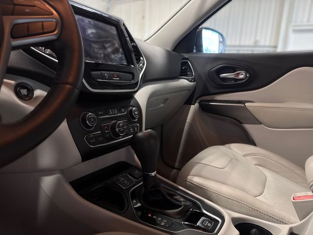 2019 Jeep CHEROKEE LIMITED | Houston, TX | Texas Star Motors 2019 Jeep CHEROKEE LIMITED | Houston, TX | Texas Star Motors