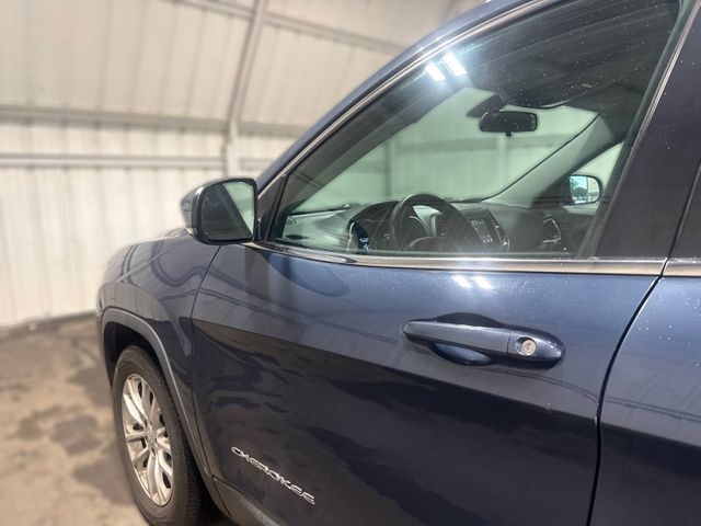 2019 Jeep CHEROKEE LATITUDE | Houston, TX | Texas Star Motors 2019 Jeep CHEROKEE LATITUDE | Houston, TX | Texas Star Motors
