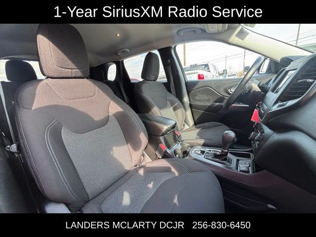 2019 Jeep Cherokee Latitude