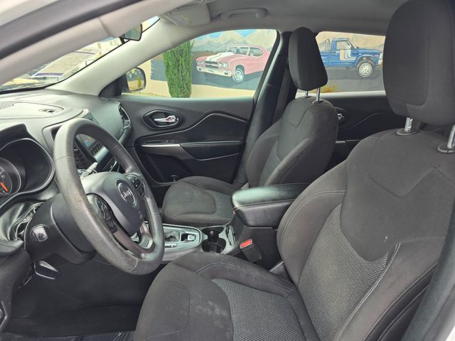 2019 Jeep Cherokee Latitude