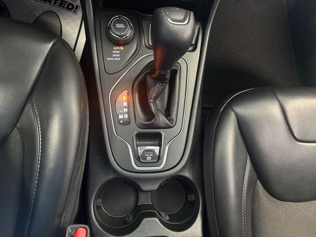 2019 Jeep Cherokee Latitude Plus | Rome, GA | Knight's Car Store 2019 Jeep Cherokee Latitude Plus | Rome, GA | Knight's Car Store