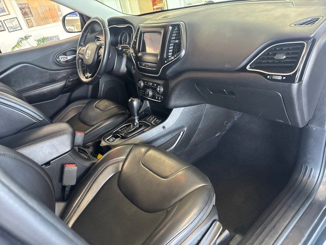 2019 Jeep Cherokee Altitude | Rome, GA | Knight's Car Store 2019 Jeep Cherokee Altitude | Rome, GA | Knight's Car Store