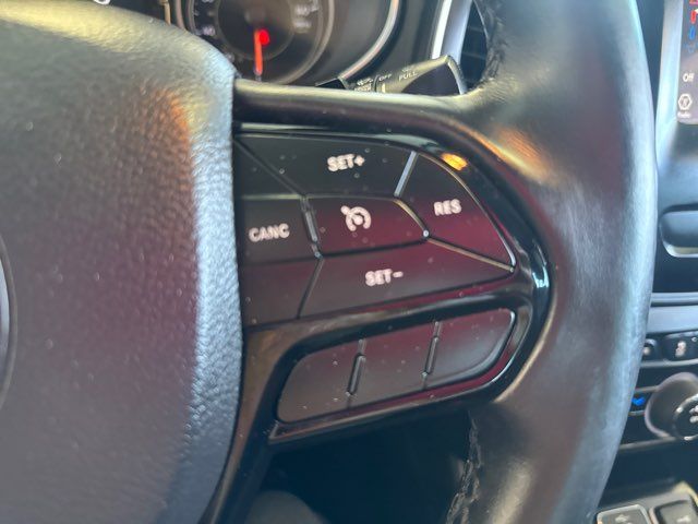 2019 Jeep Cherokee Altitude | Rome, GA | Knight's Car Store 2019 Jeep Cherokee Altitude | Rome, GA | Knight's Car Store