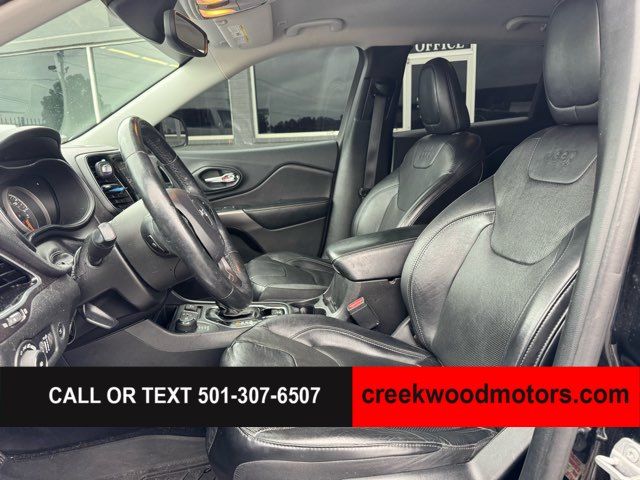 2019 Jeep Cherokee Limited 4x4 SUV 3.2 V6 27 MPG Financing Black NICE 2019 Jeep Cherokee Limited 4x4 SUV 3.2 V6 27 MPG Financing Black NICE
