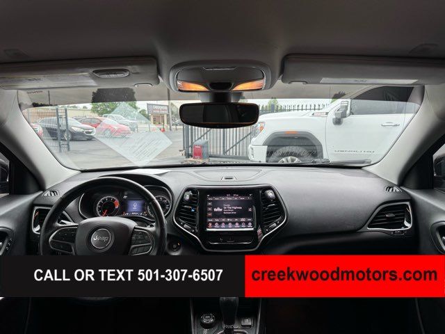 2019 Jeep Cherokee Limited 4x4 SUV V6 27 MPG Financing Black NICE 2019 Jeep Cherokee Limited 4x4 SUV V6 27 MPG Financing Black NICE