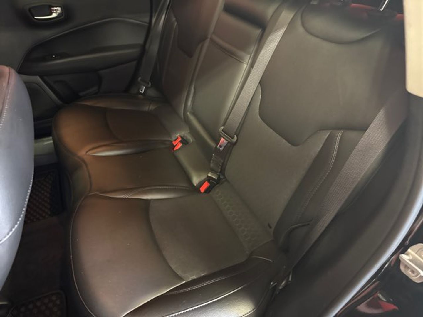 2019 Jeep Compass Altitude [PXJ] Diamond Black Crystal Pearl Coat at Mossy Motors